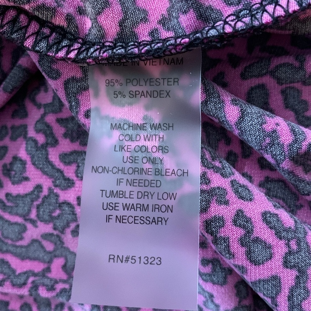 Chaus Faux Wrap Long Sleeve Blouse Size Large NWOT - Picture 3 of 4